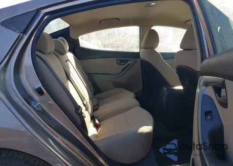 2014 Hyundai Elantra Se z USA, uszkodzony, nr VIN 5NPDH4AE9EH530019